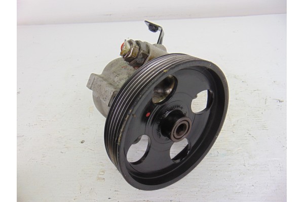 Bomba direccion, Mitsubishi Carisma Berlina 5 (DA0) 1900 DI-D Comfort 2003, 8200071050