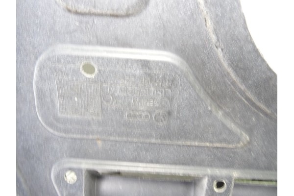 Cubrecarter, Audi A3 Sportback (8PA) 1.4 TFSI Ambiente 2010, 1K0825237J