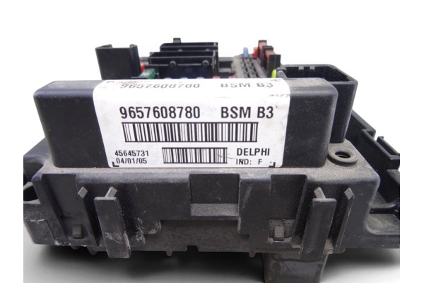Caja reles / fusibles, Peugeot 307 Break / Sw (S1)(04.2002) Sw 2003, 9657608780
