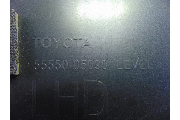Guantera, Toyota Avensis Cross Sport (T27) Advance 2011, 55550-05090