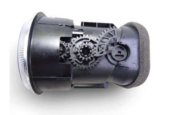 Rejilla aireadora, Audi A3 Sportback (8PA) 1.4 TFSI Ambiente 2010, 8P0820901