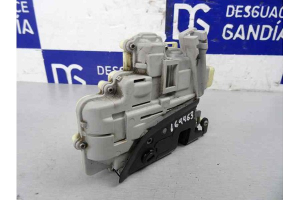 Cerradura puerta trasera izquierda, Volkswagen Passat Variant (3C5) Advance 2007, 3C4839015A