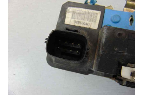 Cerradura puerta delantera izquierda, Volvo S80 Berlina D5 2004, 30663040