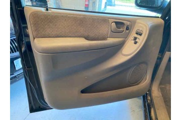 CHRYSLER VOYAGER (RG) 2.5 CRD Grand Voyager Limited