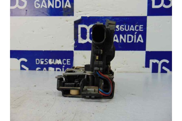 Cerradura puerta trasera derecha, Seat Leon (1M1) Signo 2002, 3B4839016M