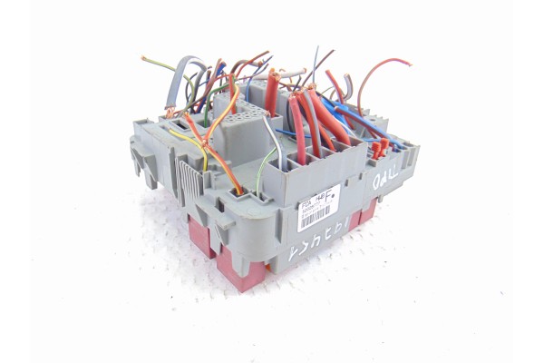 52028777 CAJA RELES / FUSIBLES FIAT II TIPO (357) HATCHBACK Business 2017 52028777 197451 FIAT - 2