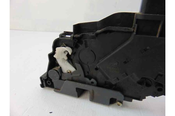 Cerradura puerta delantera izquierda, Volvo S40 Berlina 1.6 D Kinetic 2006, 30753658