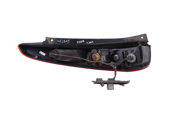 Piloto trasero derecho, Ford Fiesta (Cbk) Ambiente 2006