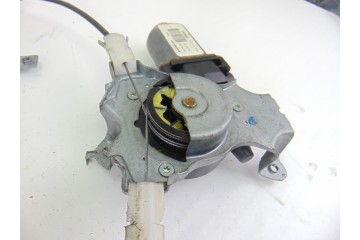 Elevalunas trasero derecho, Nissan Almera Tino (V10M) Acenta 2004