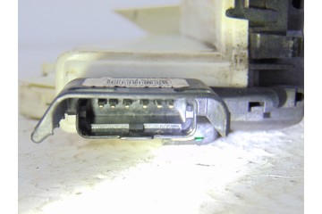 Cerradura puerta delantera izquierda, Peugeot 3008 Confort 2009, 825158