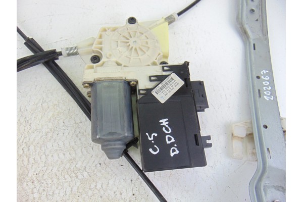 Elevalunas delantero derecho, Citroen C5 Berlina 2.0 HDi SX 2002, 9632531980