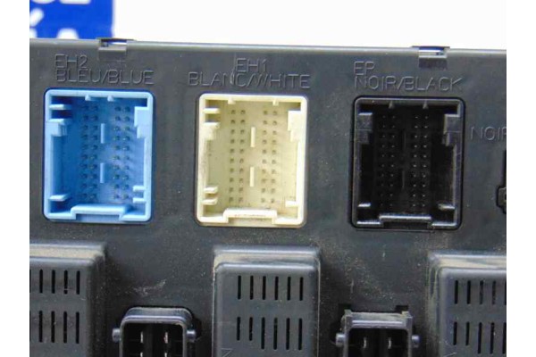 Caja reles / fusibles, Peugeot 207 X-Line 2006, 9659285580