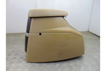  APOYABRAZOS CENTRAL SSANGYONG RODIUS Xdi 2010 197667 SSANGYONG - 3