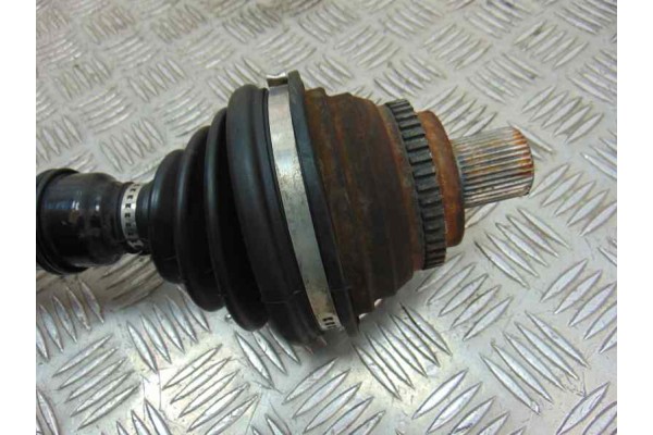 Transmision delantera derecha, Audi A6 Berlina (4B2) 2.8 Quattro 2000, 4B0407272