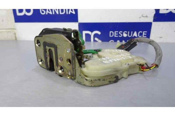 Cerradura puerta delantera derecha, Kia Sorento (Bl) 2.5 CRDi X-Line 2007