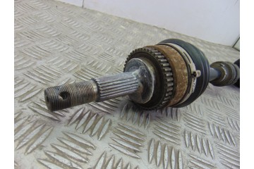 Transmision delantera derecha, Nissan Almera (N16/E) Tekna 2005