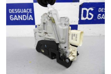 Cerradura puerta trasera izquierda, Audi A6 Allroad Quattro (4FH) 2.7 TDI Quattro 2008, 4F0839015A