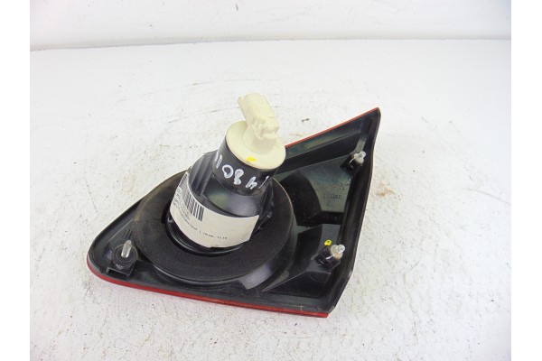 Piloto trasero izquierdo interior, Nissan Qashqai (J10) Tekna Sport 2009
