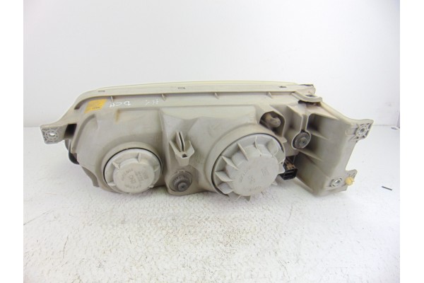 Faro derecho, Hyundai H-1 () H 1 Furg.caja cerr.c. quinta 2005
