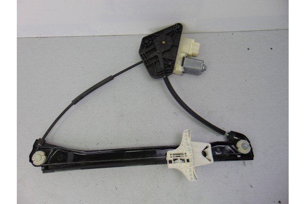 Elevalunas trasero izquierdo, Seat Toledo (KG3) Reference 2014