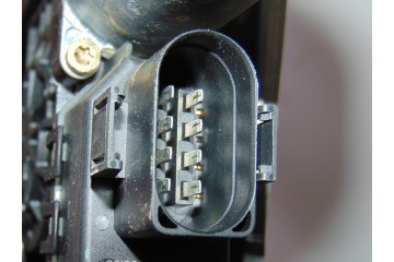 Elevalunas trasero izquierdo, Audi A6 Berlina (4B2) 2.8 Quattro 2000, 4B0839397B
