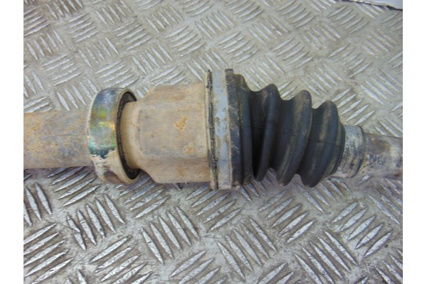 Transmision delantera derecha, Ford Focus Berlina (Cap) Trend 2005, 3M51-3B436-BAD