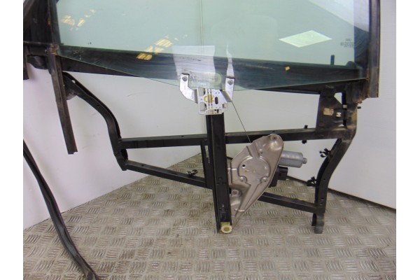 Elevalunas trasero derecho, Audi A6 Berlina (4B2) 2.8 Quattro 2000, 4B0839398B