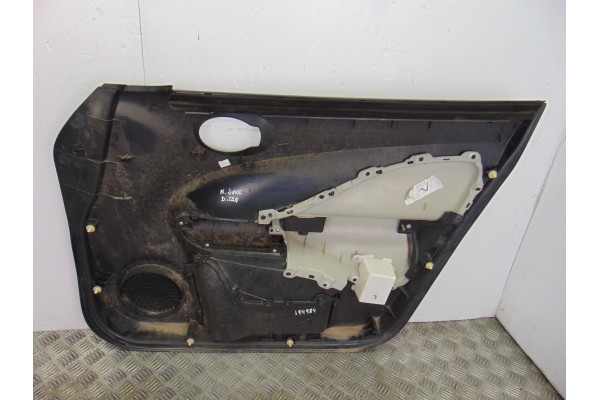 Guarnecido puerta delantera izquierda, Nissan Juke (F15E) Acenta 2013