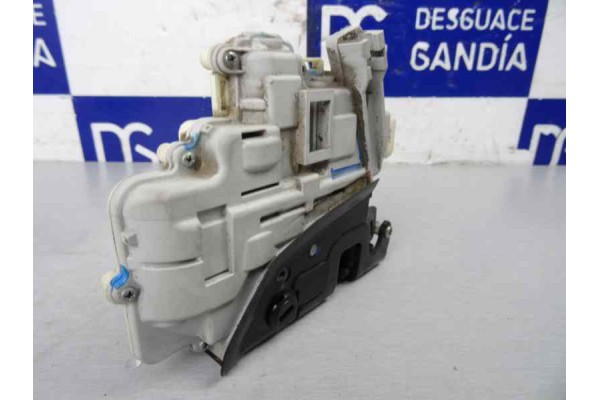 Cerradura puerta trasera izquierda, Audi A4 Berlina (8E) 2.0 TDI 16V (103kW) 2007, 8E0839015AA