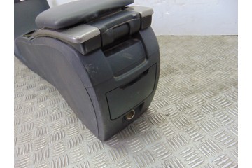  APOYABRAZOS CENTRAL VOLVO V50 FAMILIAR D4 Kinetic 2011 198586 VOLVO - 1