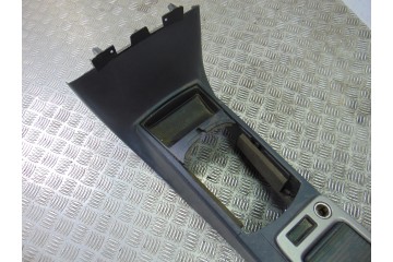  APOYABRAZOS CENTRAL VOLVO V50 FAMILIAR D4 Kinetic 2011 198586 VOLVO - 4