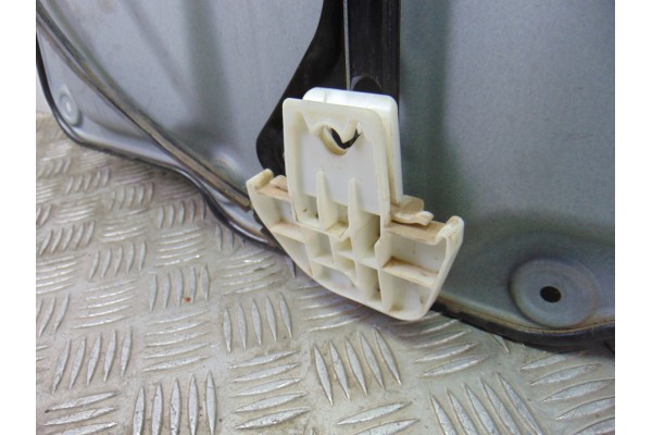 Elevalunas trasero izquierdo, Volkswagen Touran (1T2) Advance 2008