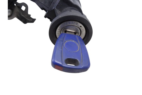 Antirrobo / llave contacto, Fiat Ii Doblò (263) Cargo Furgón Basis Maxi 2016, 00519285260 usado 4