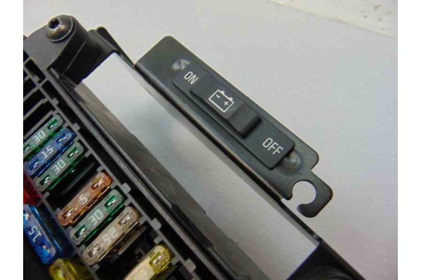Caja reles / fusibles, BMW Serie 7 (E65/E66) 730d 2008, 6900583 usado 4