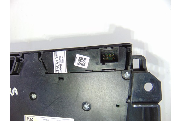 Sistema audio / radio cd, Opel Astra J Sports Tourer Sport 2010, 13397126 usado 4