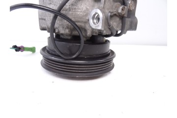 Compresor aire acondicionado, Volkswagen Passat Berlina (3B3) Advance 2003, 8D0260808