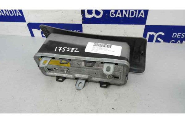 Airbag delantero derecho, Citroen C3 1.4 HDI SX Plus 2002 usado 4