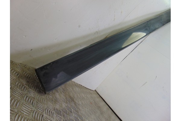 NEGRA FALDON LATERAL BMW SERIE 3 BERLINA (F30N) 318d NEGRA 198901 BMW - 2