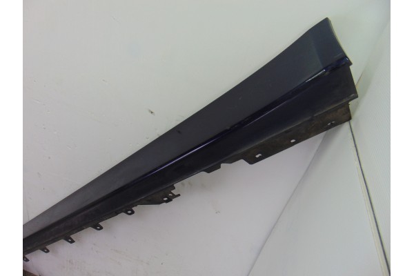 AZUL FALDON LATERAL BMW SERIE 4 GRAN COUPE (F36) 418d AZUL 198907 BMW - 2