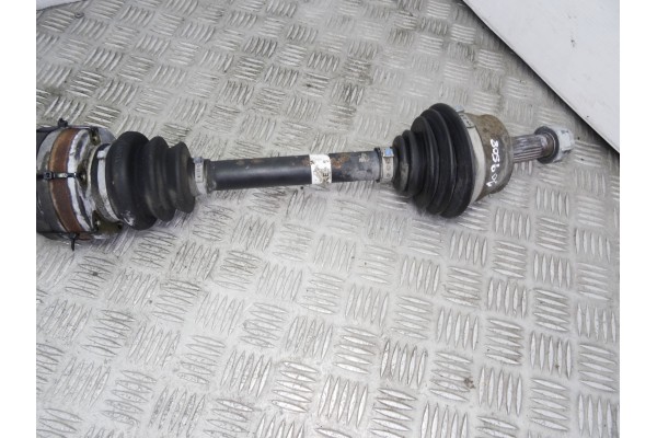 Transmision delantera derecha, Alfa Romeo Gt (125) 2.0 Jts 16V Progression 2004 usado 4