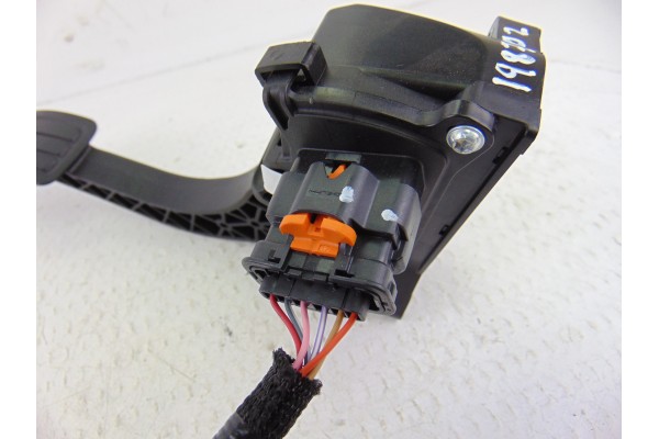 Potenciometro pedal, Peugeot 5008 Active 2017, 9836042080