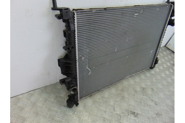 Radiador agua, Ford Focus Berlina (CB8) Trend 2011, 8V61-8C342-FA