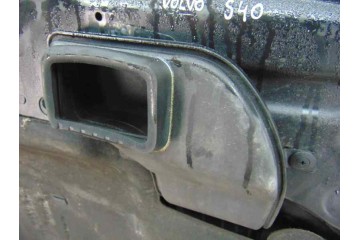 Capo, Volvo S40 Berlina 1.6 D Kinetic 2006