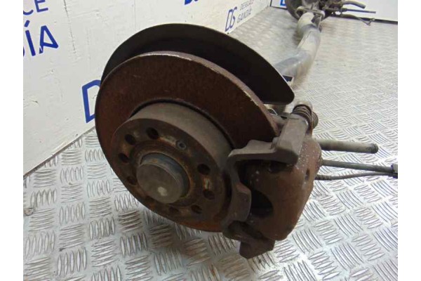 Puente trasero, Volkswagen Caddy (2K)(02.2004) Life 2005, 2K0500051AB