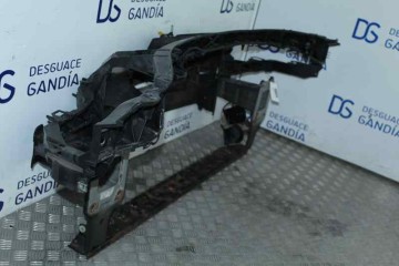 Panel frontal