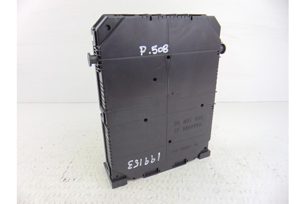 Caja reles / fusibles, Peugeot 508 GT Line 2018, 9830813080