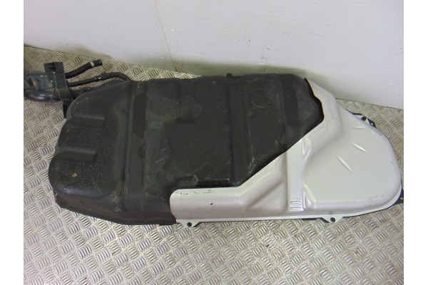 Deposito combustible, Kia Rio (Yb) Business 2017, 31100-H8200