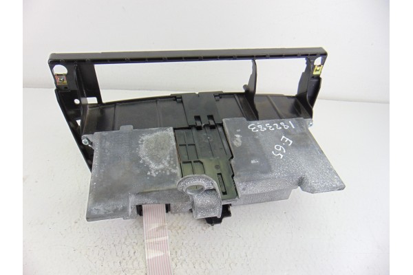 Consola central, BMW Serie 7 (E65/E66) 730d 2008, 7032886 usado 4