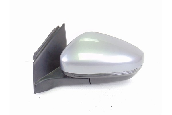 Retrovisor izquierdo