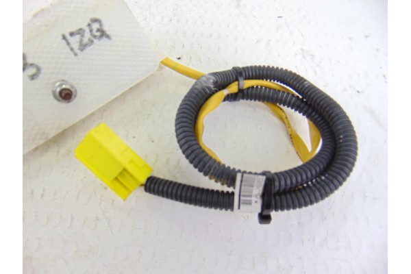  AIRBAG LATERAL IZQUIERDO MAZDA 3 BERLINA (BK) 1.6 CRDT  Active 2007 199657 MAZDA - 1